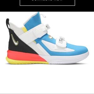 LeBron Soldier 13 Light Photo Blue Crimson 5.5Y